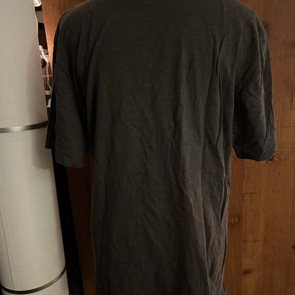 New without tags men’s tee - Picture 3 of 7